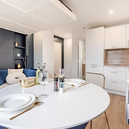 Le Bertin- Cosy Apartment Montfermeil